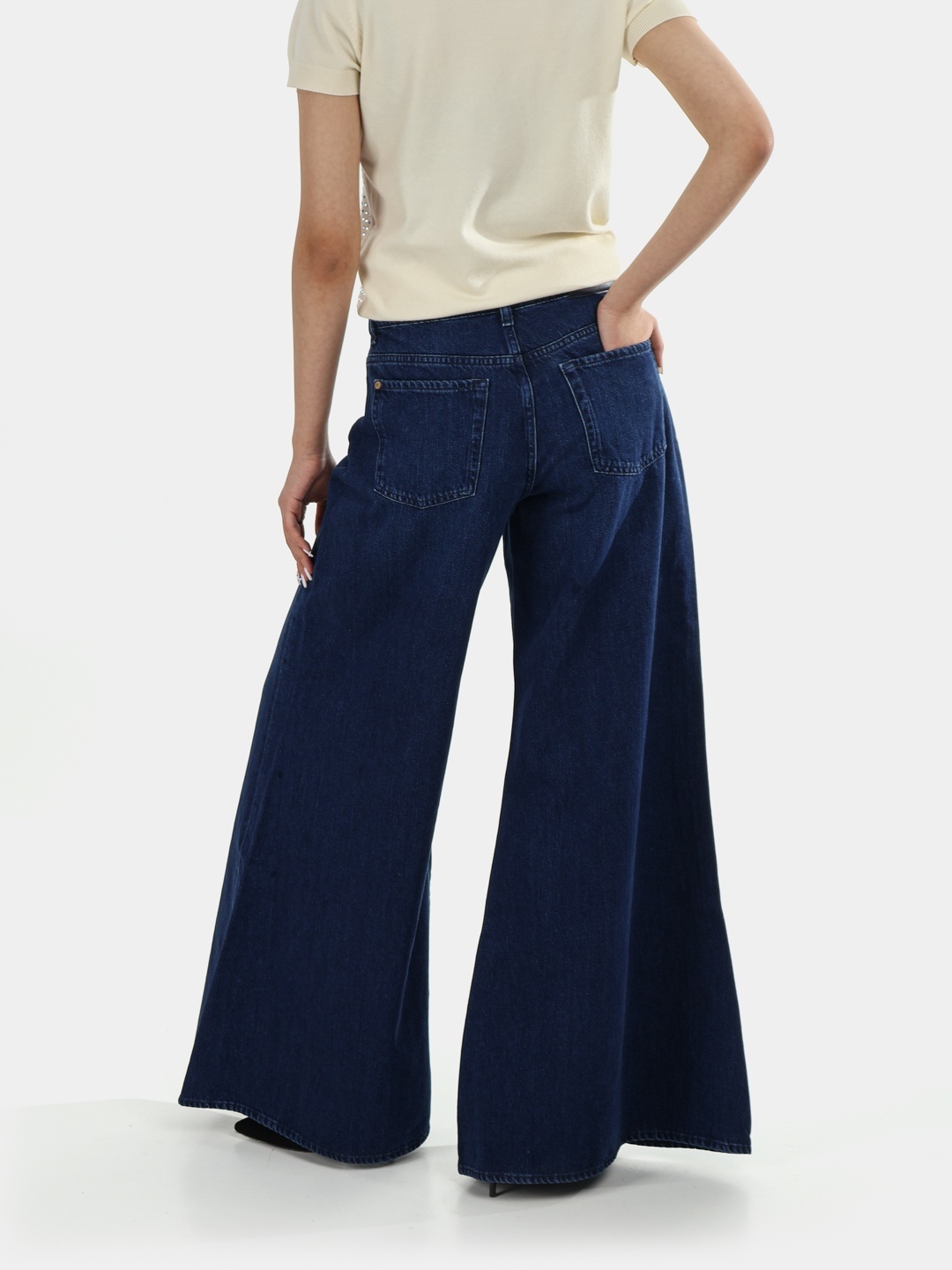 Джинсы широкие и расклешенные 7 For All Mankind JSWW5550RI темно-синий