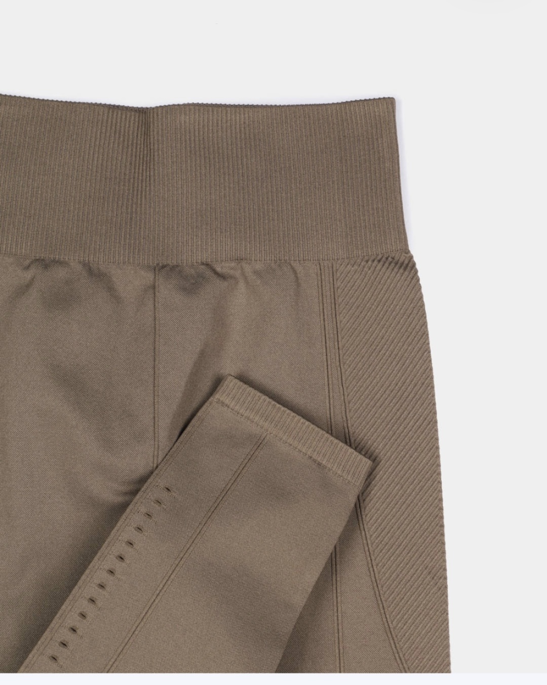 Леггинсы BORN INDIA LEGGINGS O22SM19-L коричневый