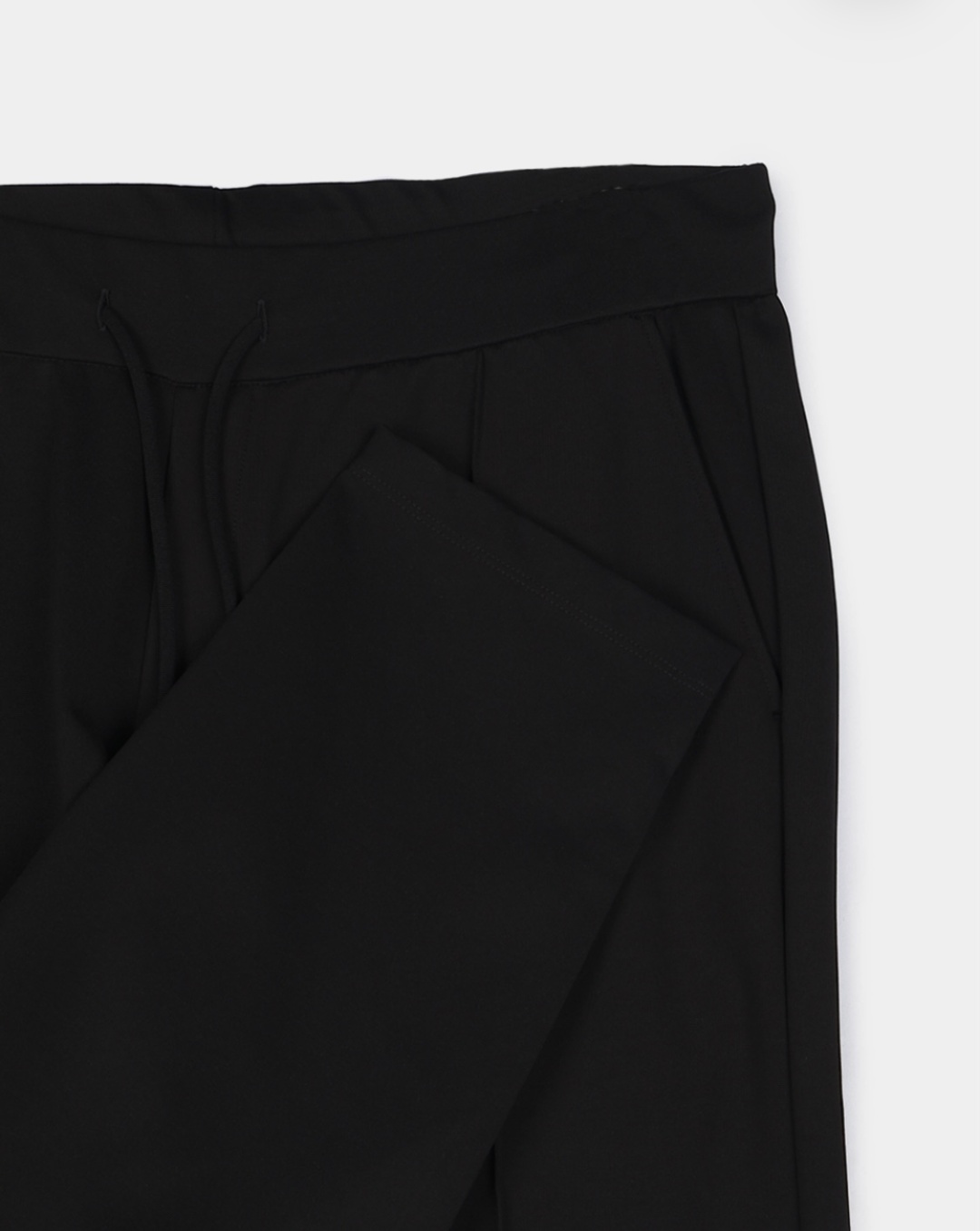 Спортивные брюки CoSTUME NATIONAL CMF51007PA 1049 черный